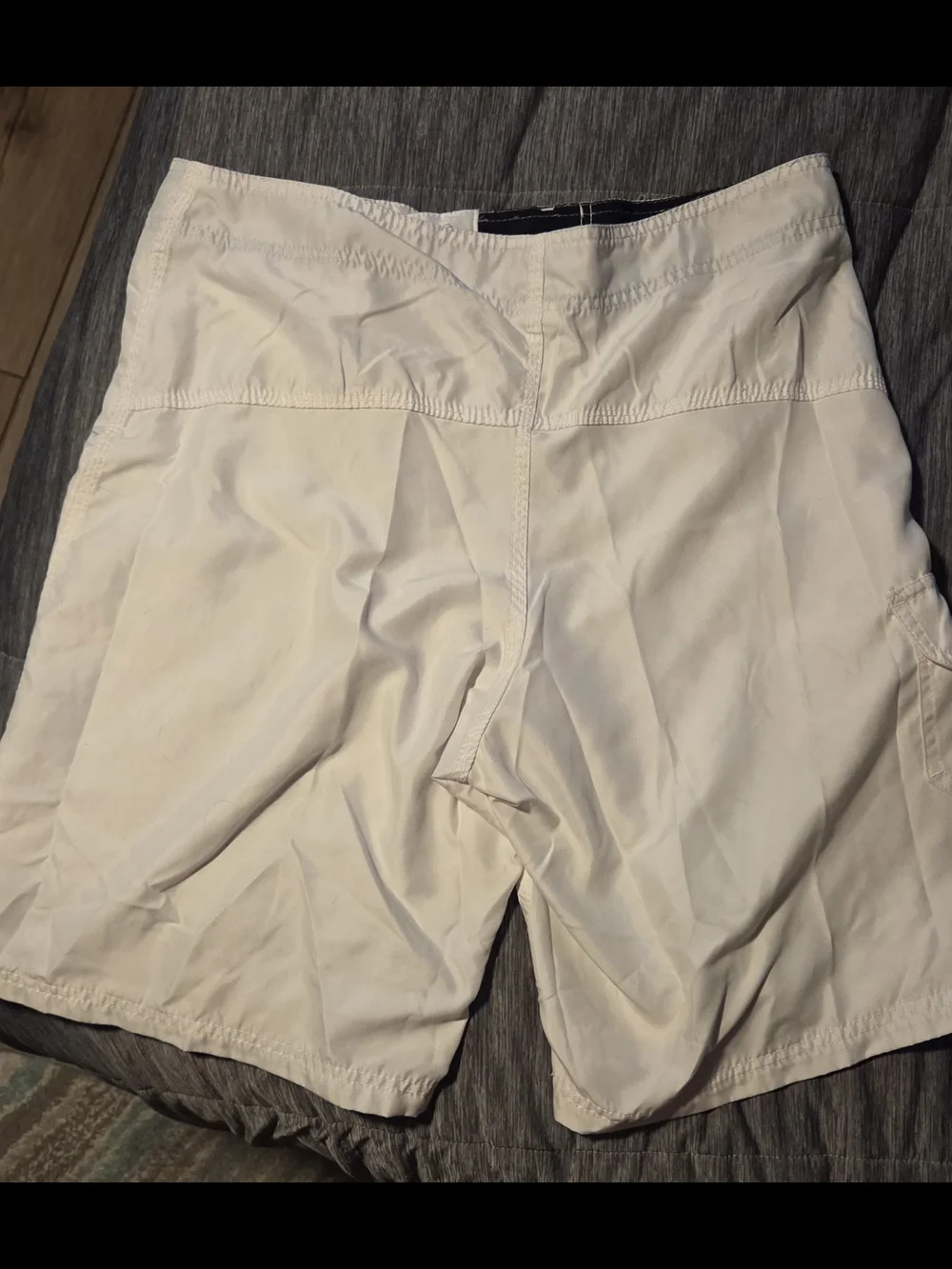 Hurley Men's White Board Shorts with Black Accents Size M 34